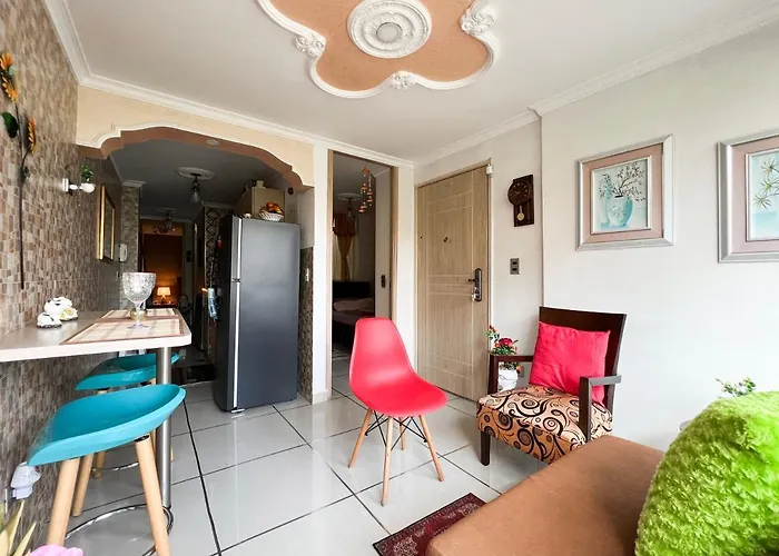 Elegante Apartamento: Sabaneta Central
