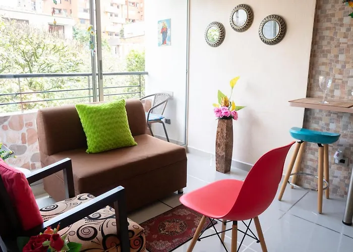 Elegante Apartamento: Sabaneta Central